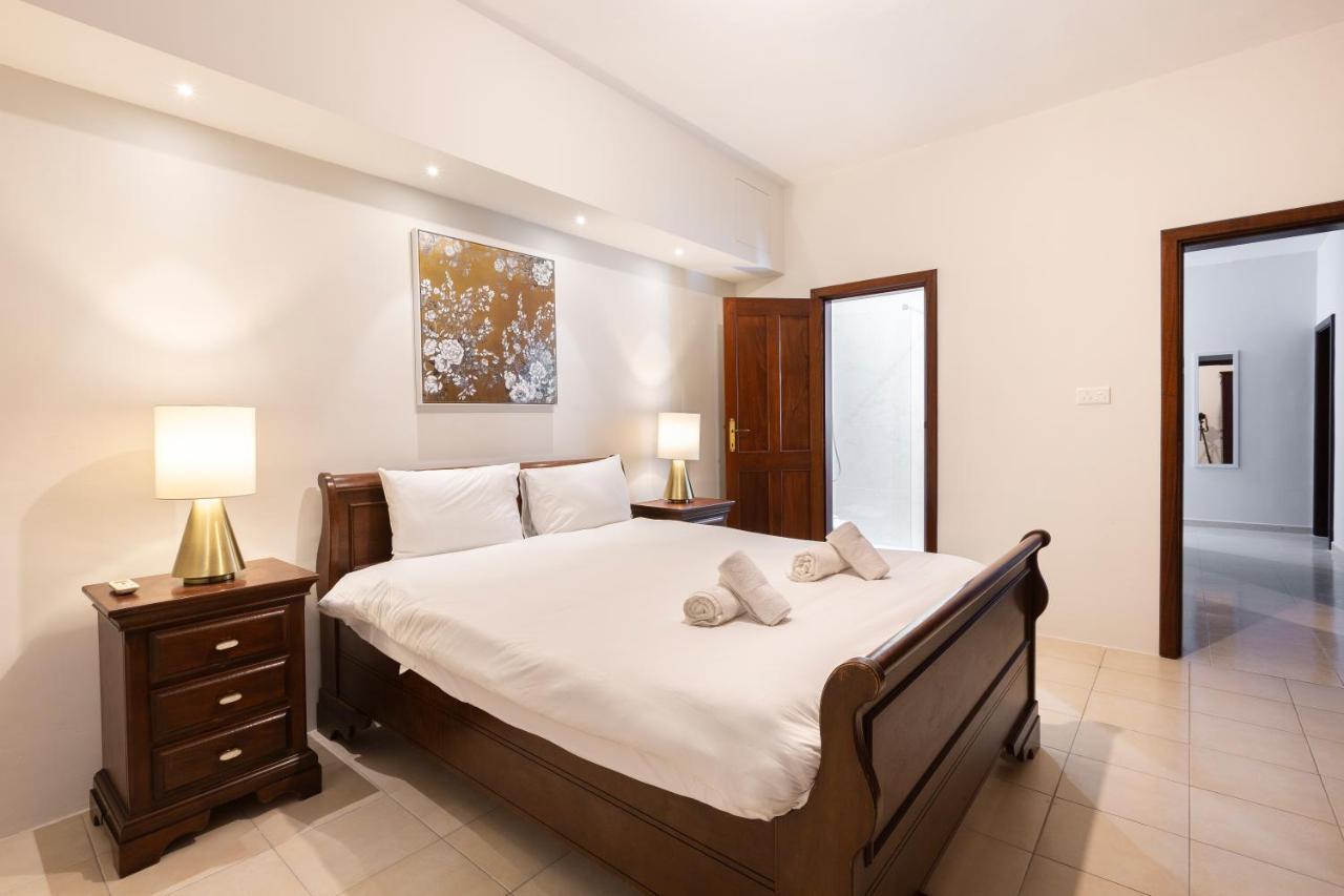 Sliema Central Apartment Just Minutes From The Beach By Jl Bagian luar foto