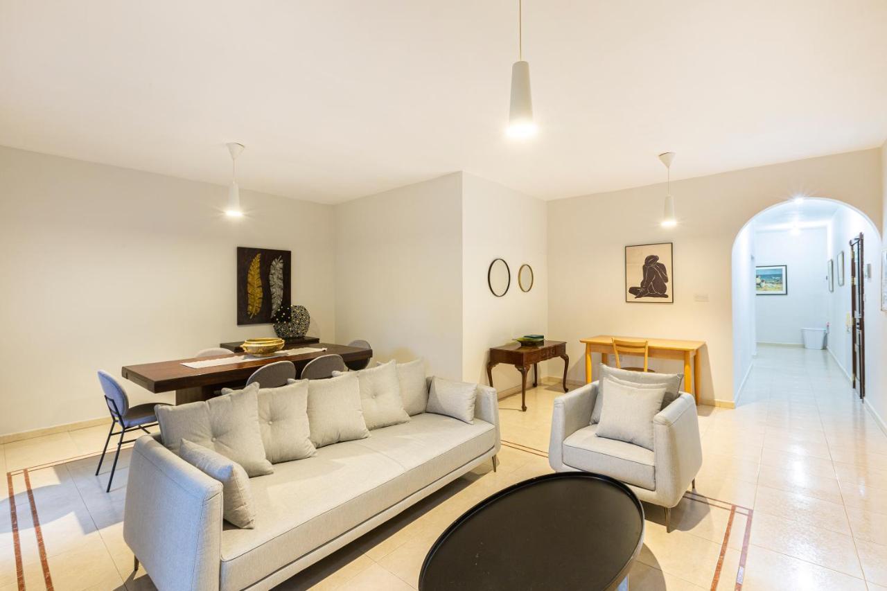 Sliema Central Apartment Just Minutes From The Beach By Jl Bagian luar foto